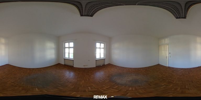 R0010982