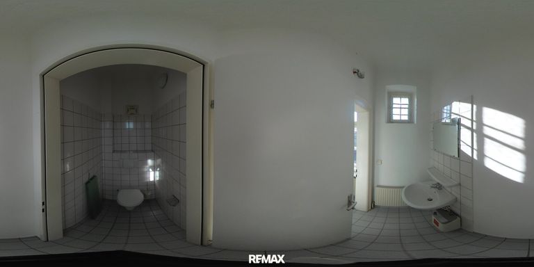 R0010978
