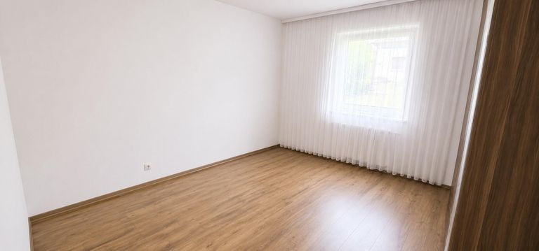 1. Schlafzimmer  17m²   (digital geräumt!)