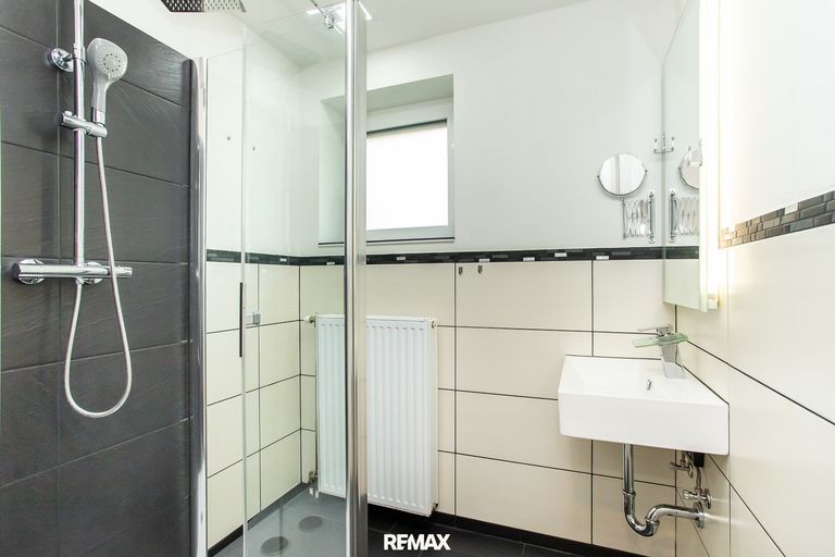 Badezimmer Erdgeschoss