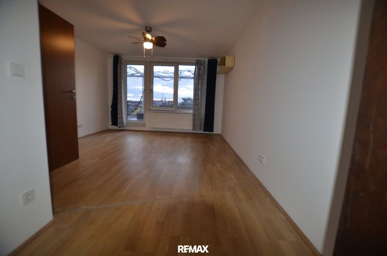 6. Zimmer OG