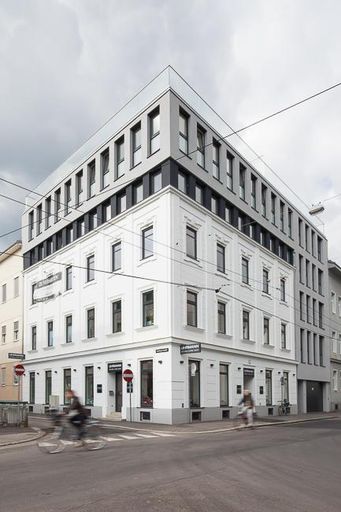 Stadthaus Volksfeststraße 1