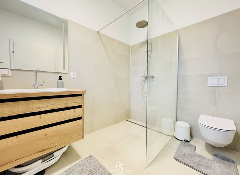Bad mit WC & Dusche