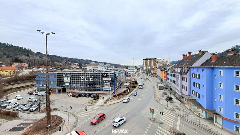Blick zum Europaplatz mit dem Einkaufszentrum ECE 