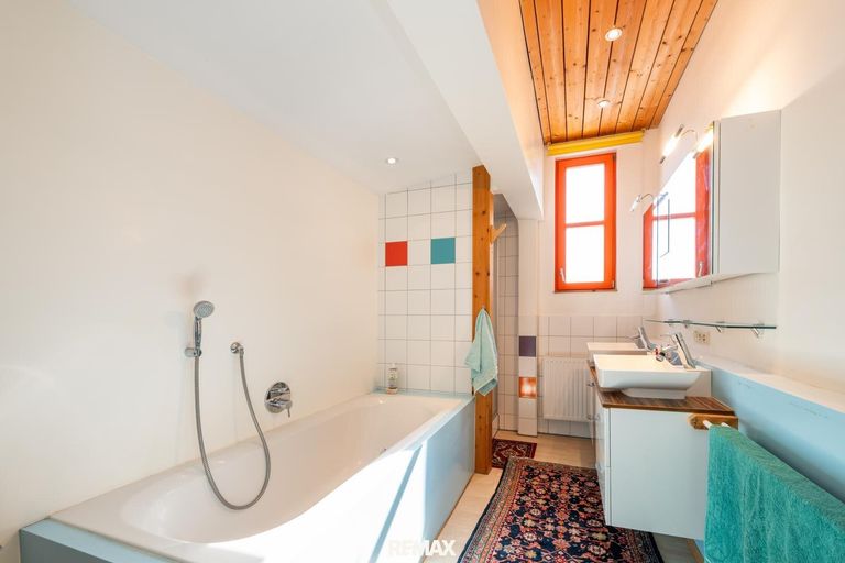 Badezimmer OG 