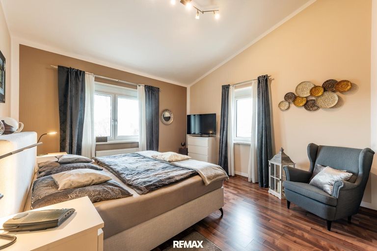 Schlafzimmer OG