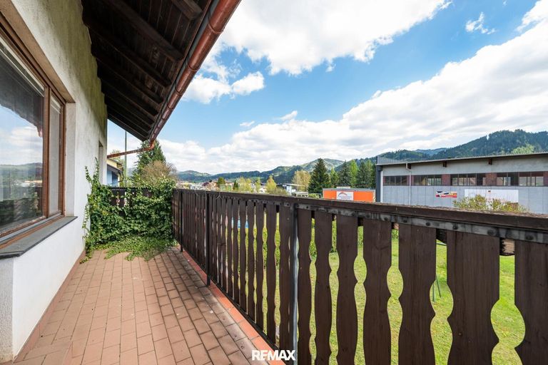 Balkon OG