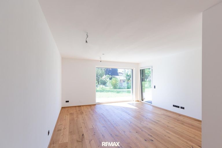 Wohn-/Esszimmer 