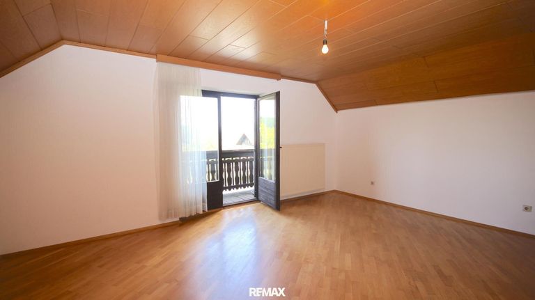 Zimmer mit Balkon - Obergeschoss 