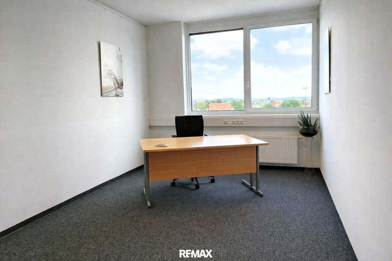 Büroraum - Symbolfoto