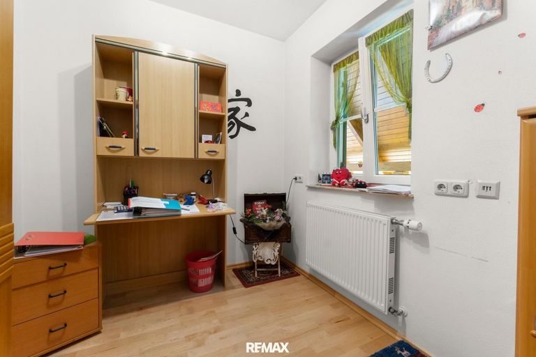 Büro Erdgeschoß