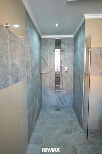 Dusche