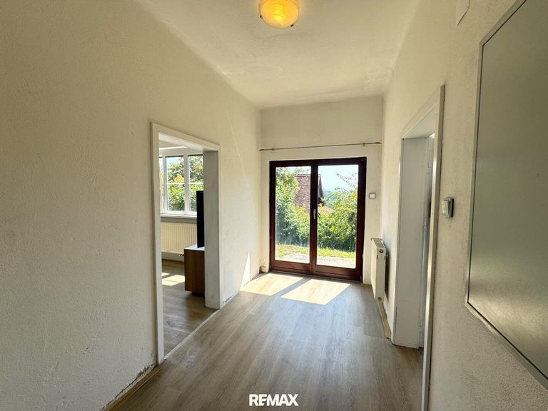 Gang Wohnung 1