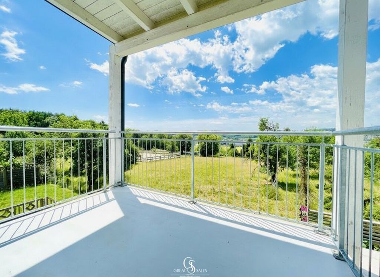 Terrasse mit Blick ins Grüne