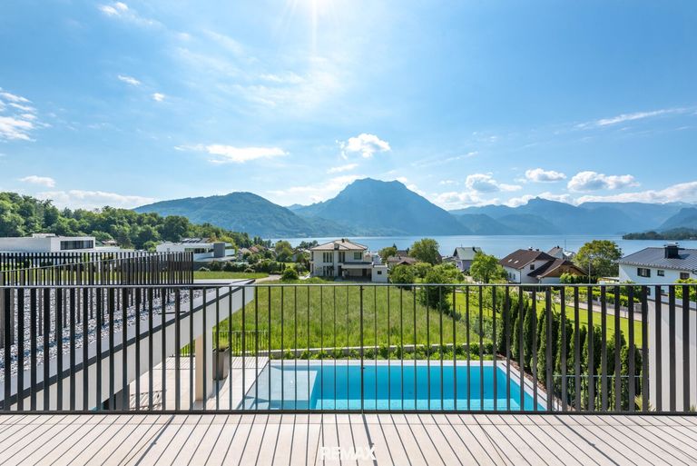 Terrasse im Obergeschoss