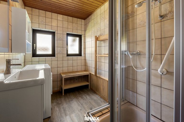 Badezimmer EG