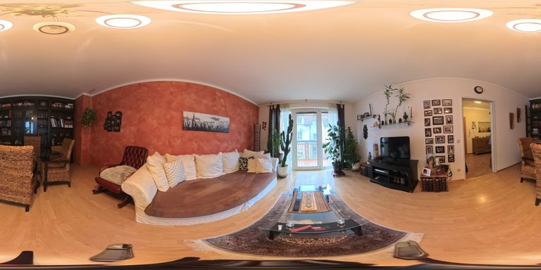 1 Wohnzimmer