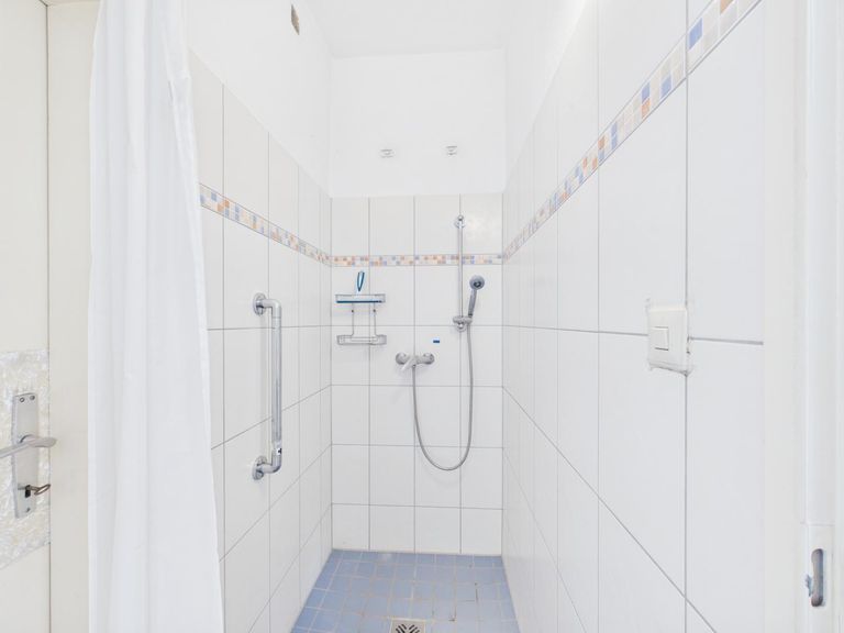Dusche