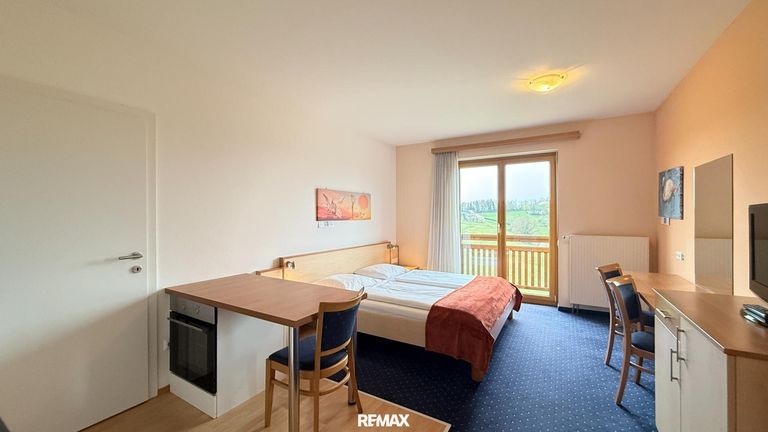 Zimmer 2 mit Verbindungstür
