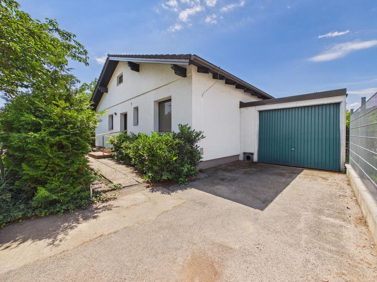 Haus Front
