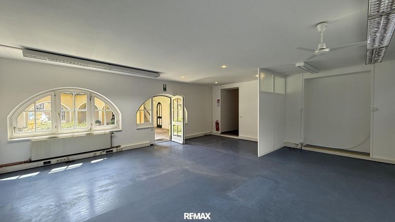 Büro EG