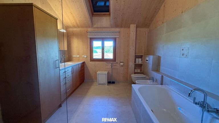 OG Badezimmer