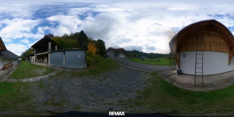 360° Nebengebäude