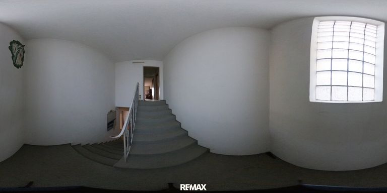 360° 2 Stiegenaufgang
