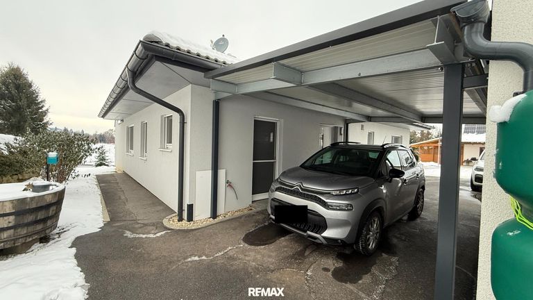 Carport
