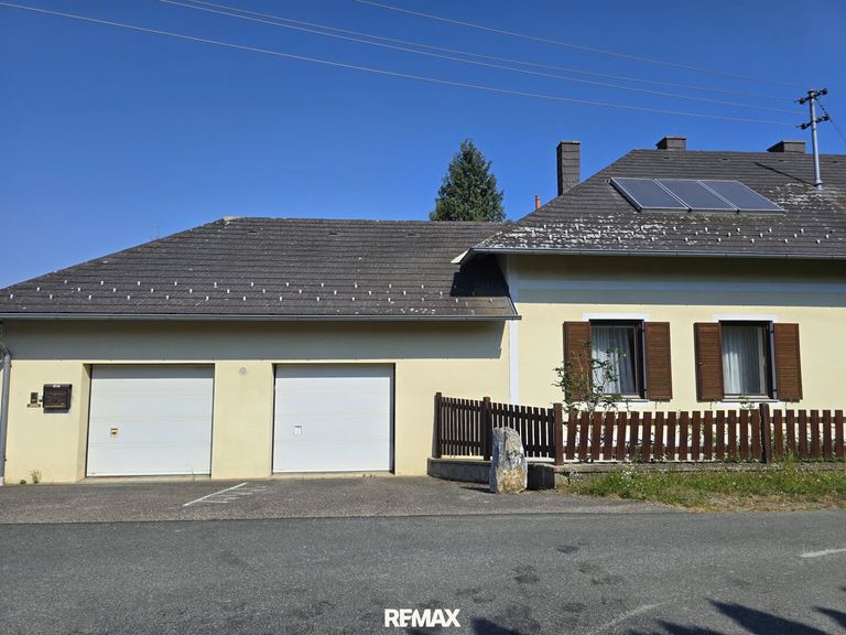 Haus mit Garage