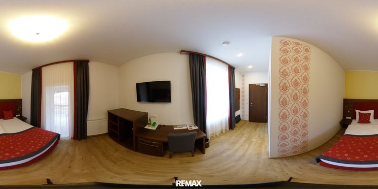 360°