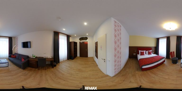 360°