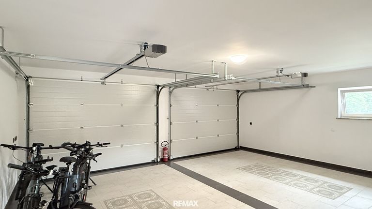 Doppelgarage
