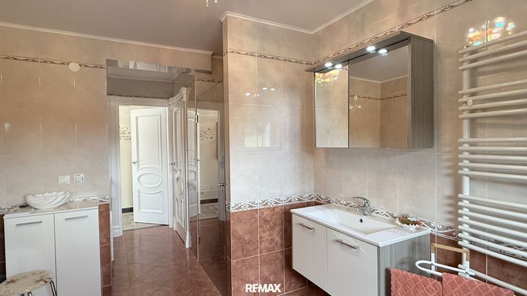 2. Badezimmer