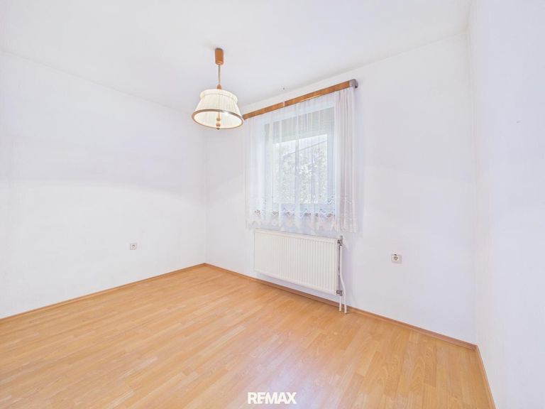 Haus mit Garten in Jois - Zimmer