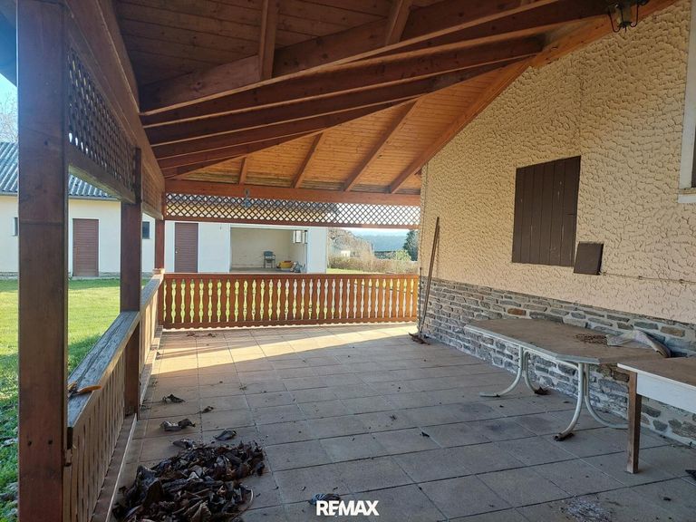 überdachte Terrasse