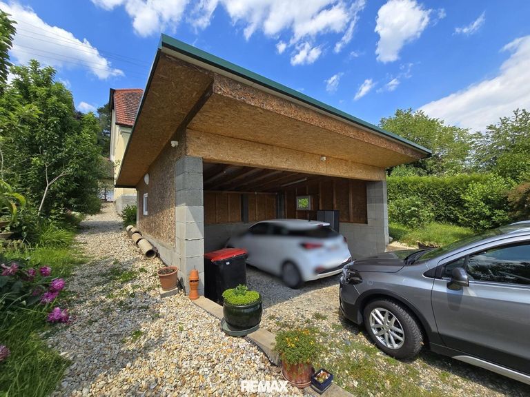 Carport