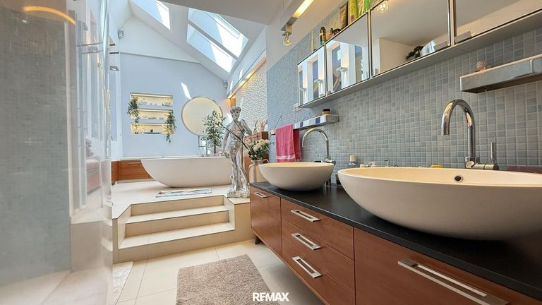 Badezimmer EG