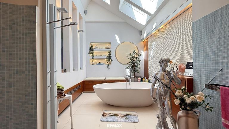 Badezimmer EG