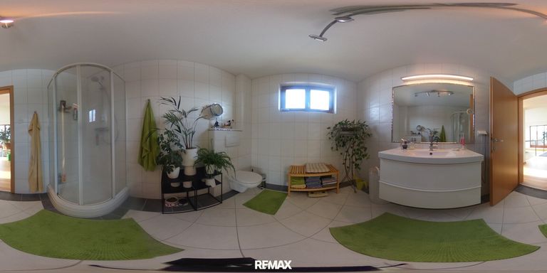 Badezimmer EG