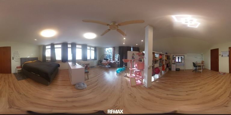 Großes Zimmer OG