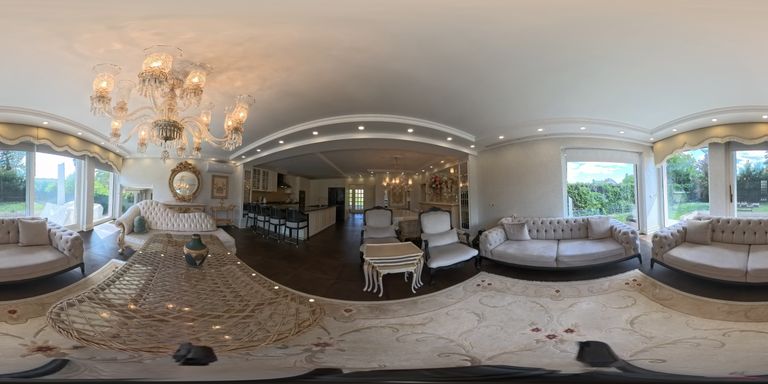 4 WOHNZIMMER