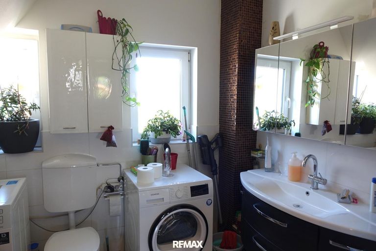 Badezimmer im Erdgeschoss