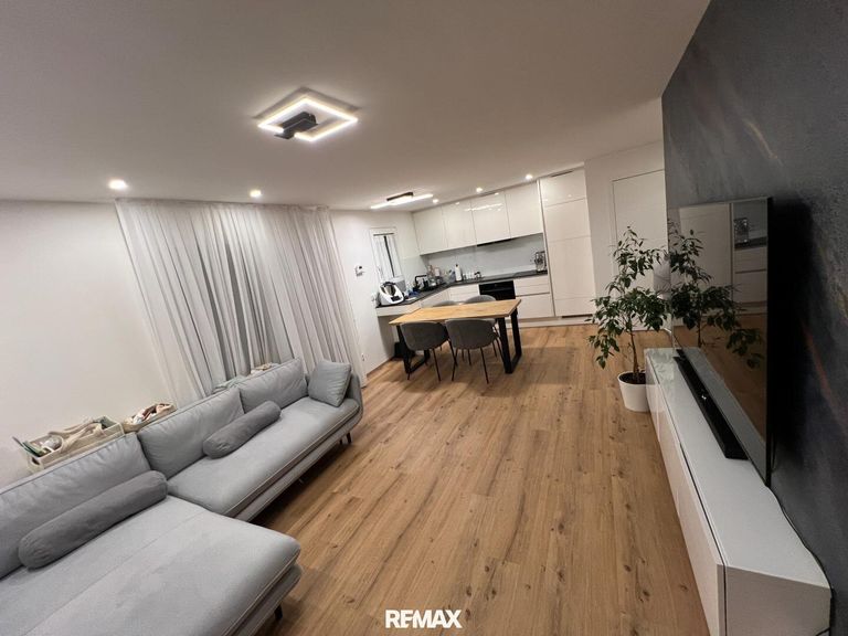 Wohn/Esszimmer