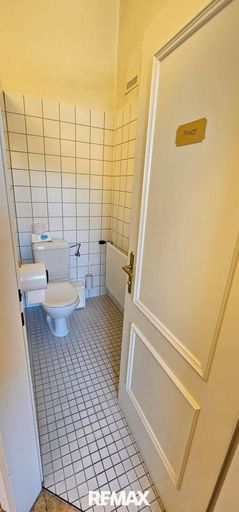 1. WC