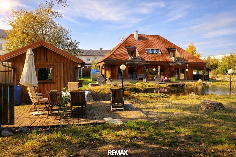 Sitzecke am Naturbadeteich