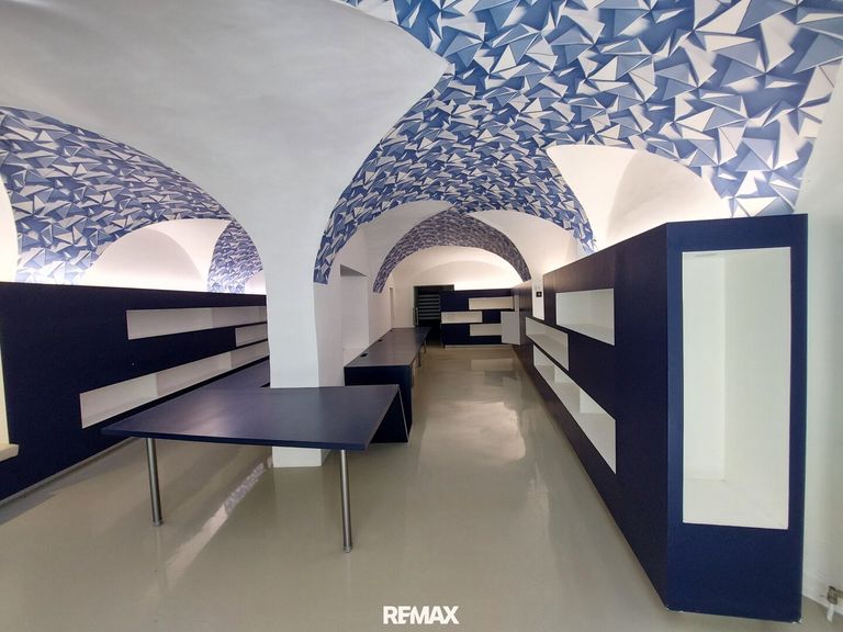 Verkaufsraum/Büro