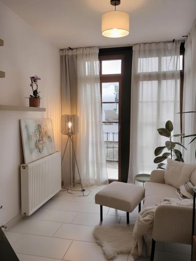 Zimmer mit Balkon