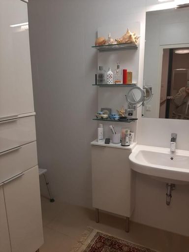 Bad mit Dusche/WC 1.OG