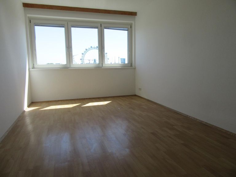 9 Wohnzimmer